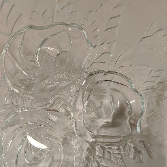 KIG Malaysia Frosted Rose Glass Bowl Serving Candy Dish Clear and frosted, 5" - Picture 7 of 9